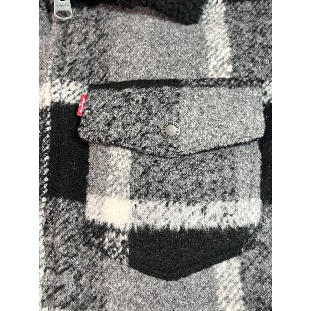 NWT Levis Men's‎ Plaid Heavy Quilt Lined Jacket Size Small Shacket Msrp $250 - Picture 4 of 10